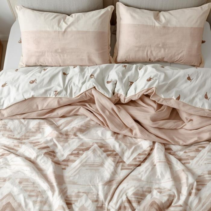 yatak_odasında_t-cora_baskılı_nevresim_yap_(1)[1]